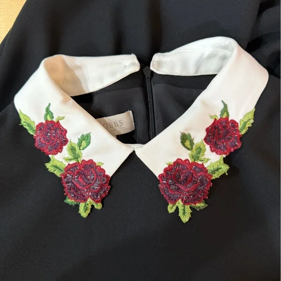 Hobbs London Theodora Black Dress with Detachable Floral Collar - Picture 4 of 8